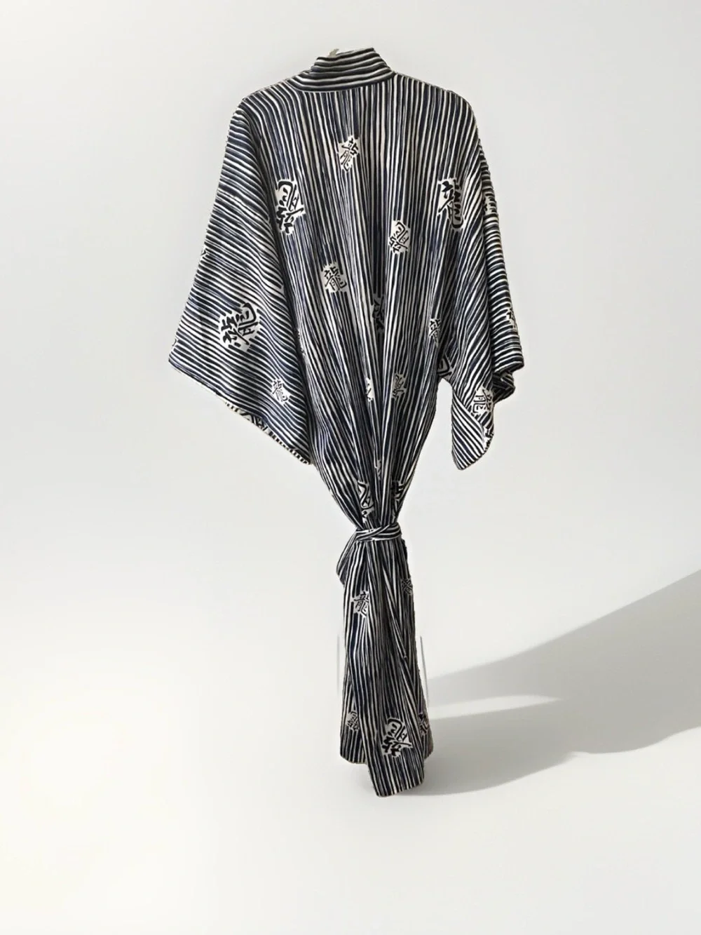 Marukyo Japanese Kimono Robe Yukata Blue Stripe Kanji Full Length Large XLarge